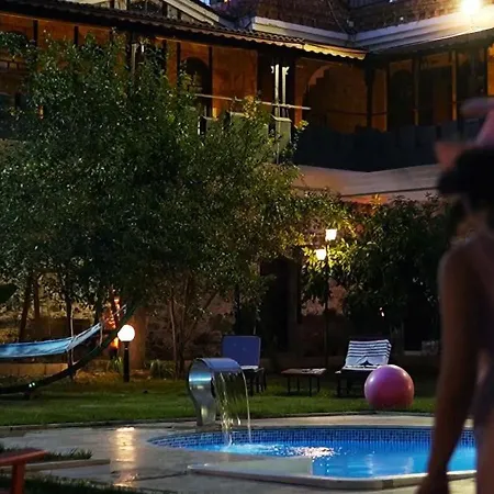 Manastirhan Kazdaglari Hotel 3*