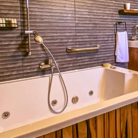 Hotel Manastirhan Kazdaglari Akçay